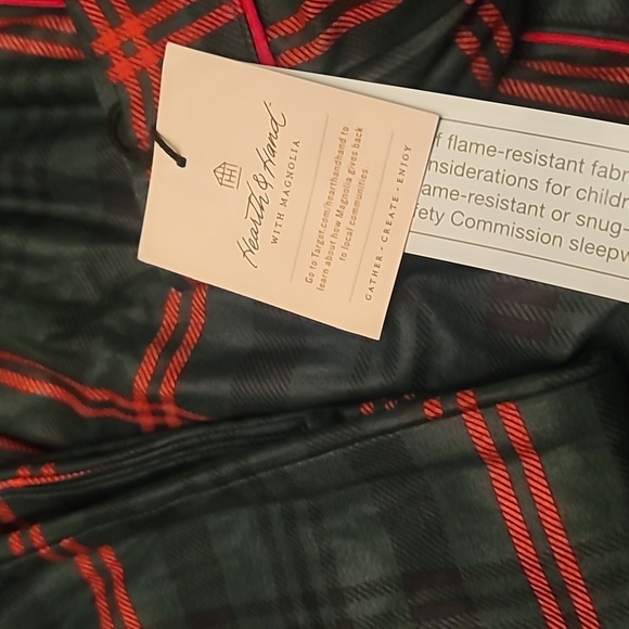 Hearth & Hand Plaid 2pc Pajama Set Green/Red Holiday Christmas NEW! - Picture 6 of 6